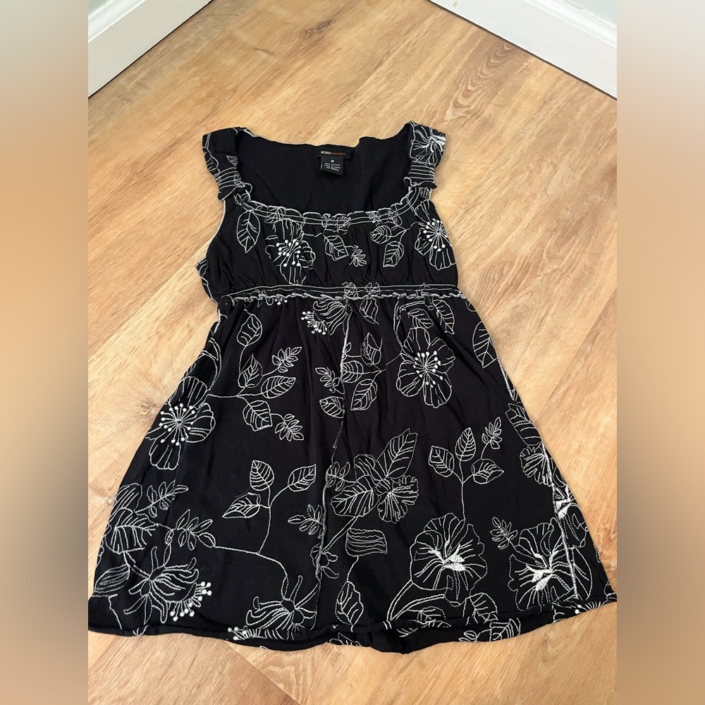 BCBGMaxAzria black and white tank. Size Medium.
